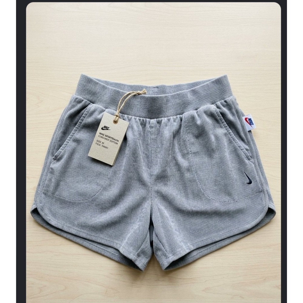 Nike Sportswear Dri-FIT Corduroy Shorts Blue White Stripe 7M0001 Womens L